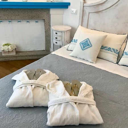 Palmasera Charming Rooms 칼라고노네 외부 사진
