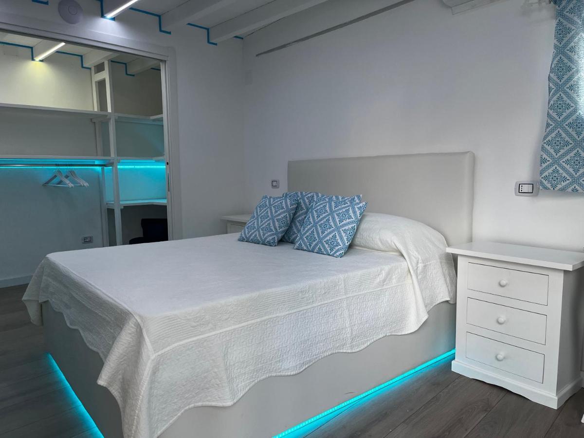 Palmasera Charming Rooms 칼라고노네 외부 사진
